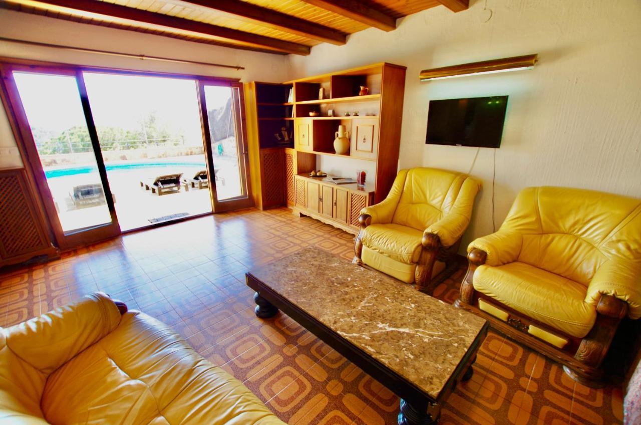 V&V Lloret: Mediterranean Villa with Panoramic Sea Views Lloret de Mar Exterior photo