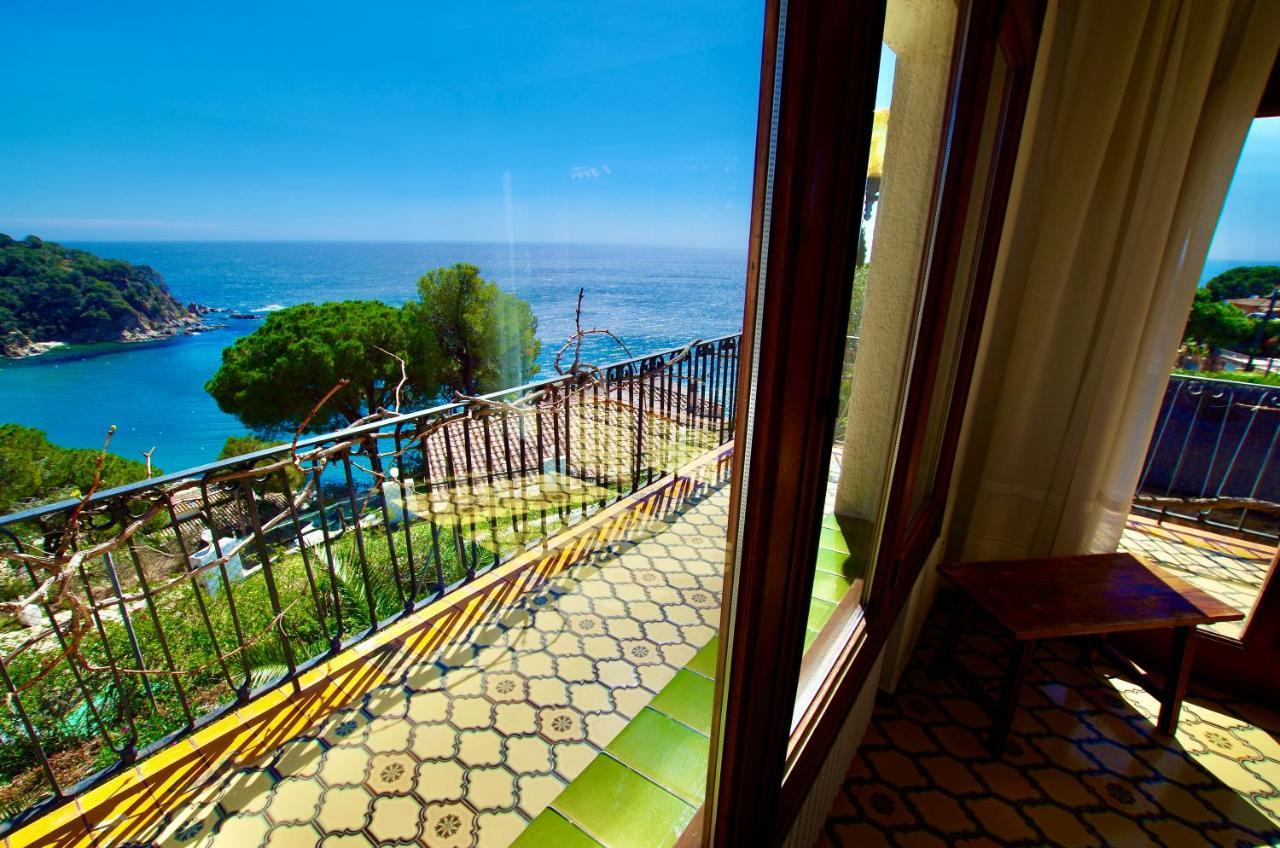 V&V Lloret: Mediterranean Villa with Panoramic Sea Views Lloret de Mar Exterior photo
